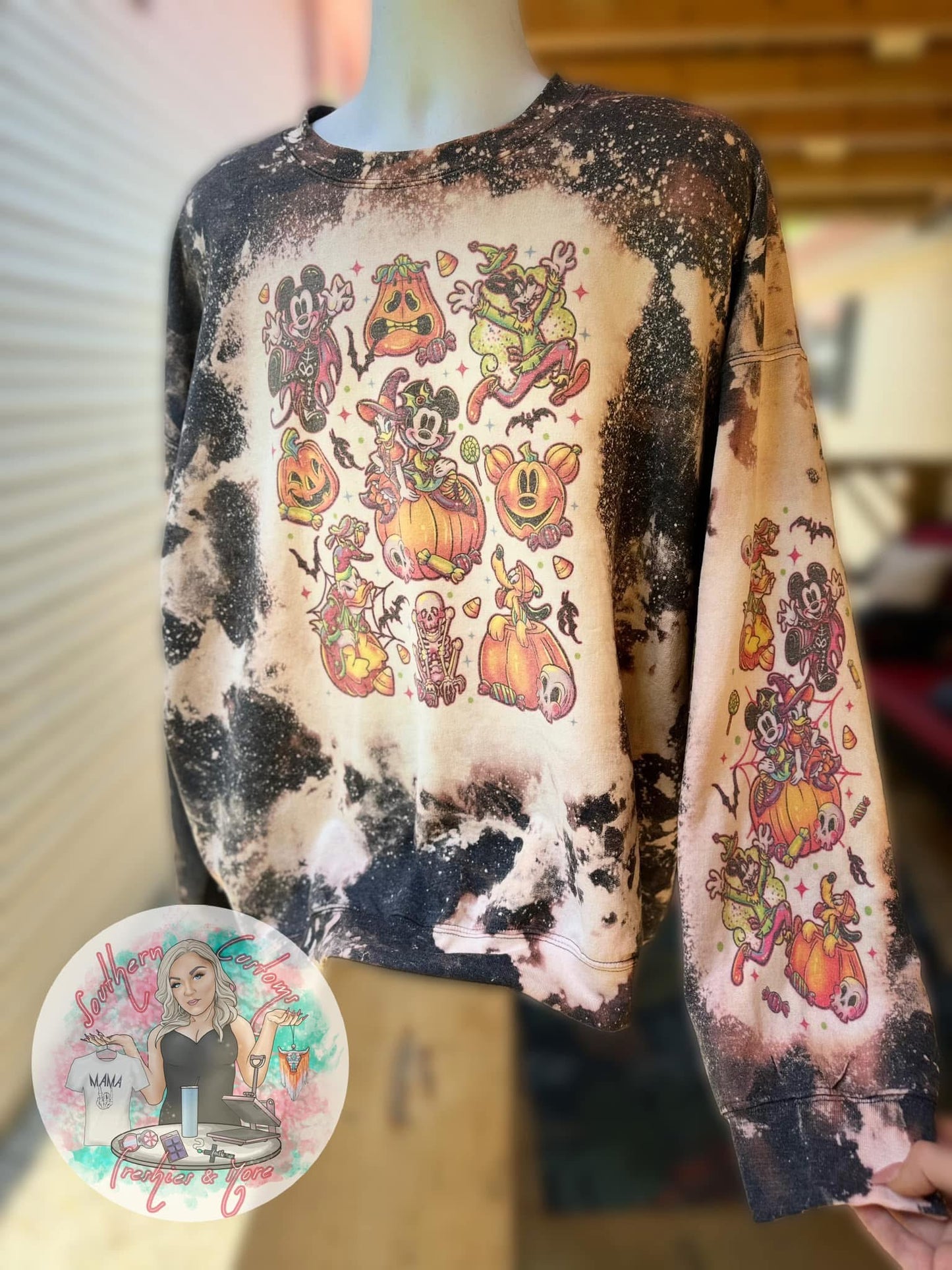 Cutesy Halloween Crewneck ✨