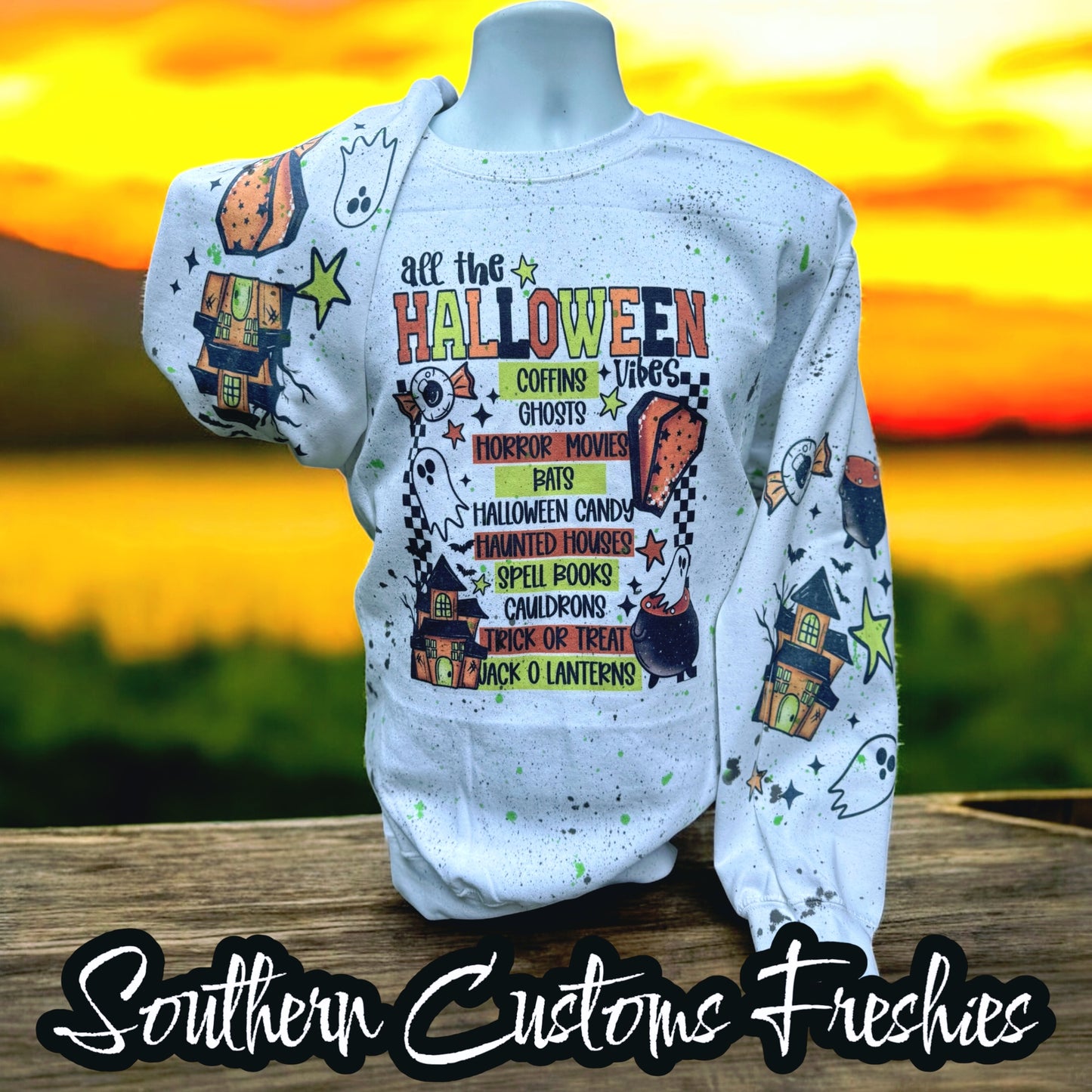 HALLOWEEN VIBES CREWNECK ✨