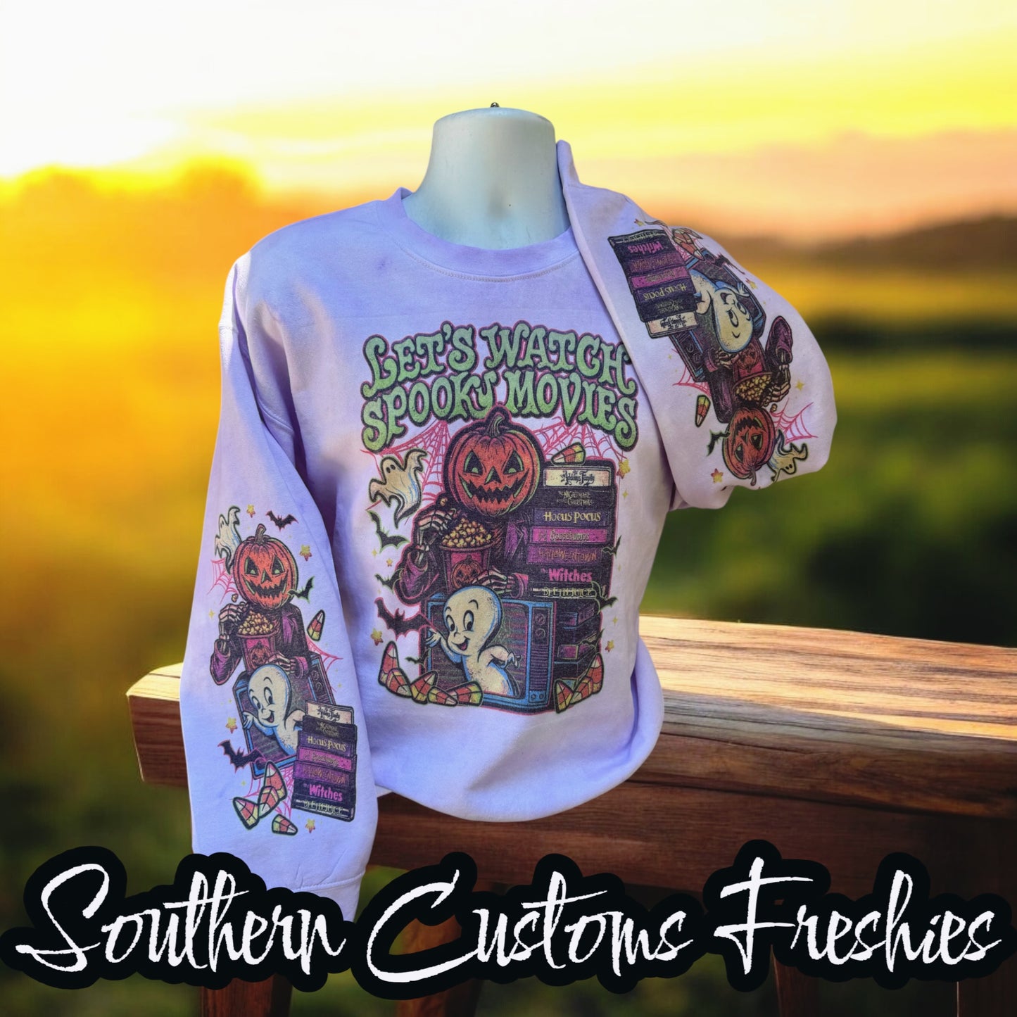 LET’S WATCH SPOOKY MOVIES CREWNECK🍿