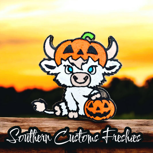 HALLOWEEN HIGHLAND COW FRESHIE 🧡